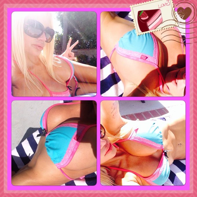 💋💋💋 http://t.co/7wJVBOIYX8