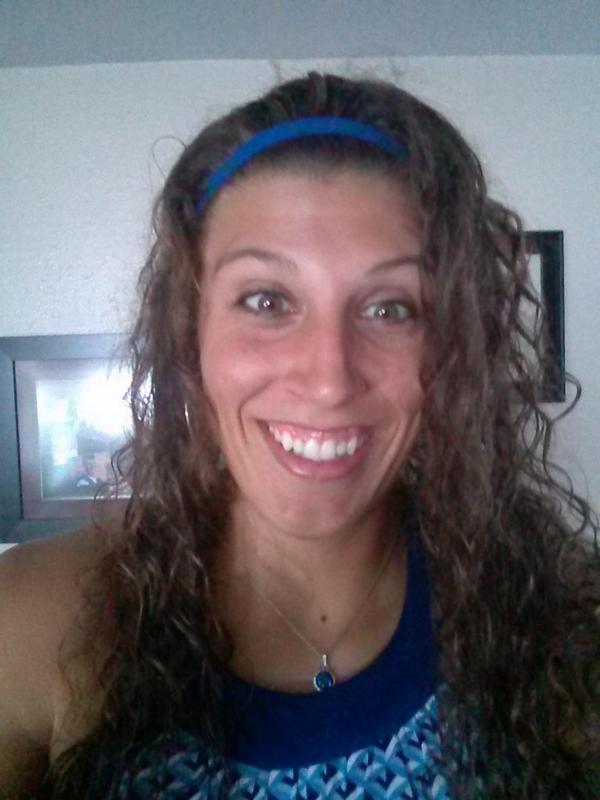 JordanHooper35's tweet photo. Gotta go get the old jersey retired at AHS! #alliancehighneverdie #hugehonor #allblueerrthing http://t.co/SgcZQCGBaB