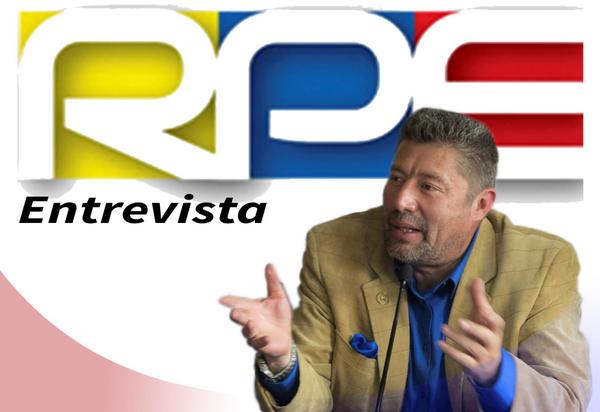 GADGuaranda's tweet photo. AUDIO: ENTREVISTA A RAMSSES TORRES EN RADIO PÚBLICA 
https://t.co/Ck0YGZz7N0 http://t.co/whgrHrlFkj