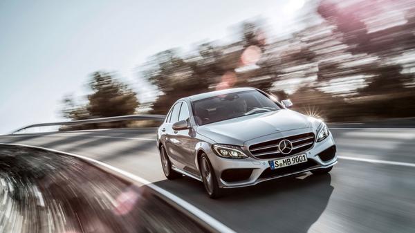 presuel's tweet photo. Oh si! ¿Que hay más clase qué un #MercedesBenz? ¿Cool or not? http://t.co/Gqla7TeZAp