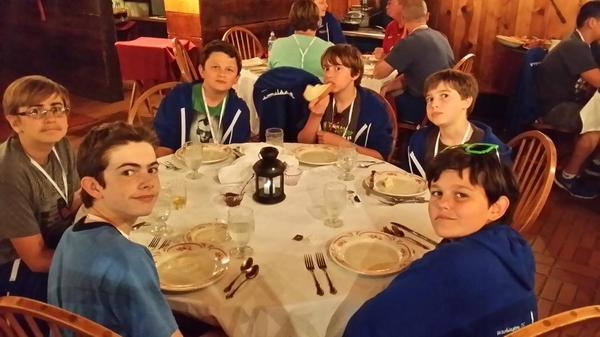 priorydctrip14's tweet photo. Dinner at Hickory Bridge Farms. http://t.co/WM6SLaqraC