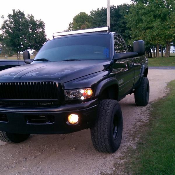 boasaurusrex's tweet photo. Got my window tint done. #datdroptho #moistpanties haha http://t.co/47PRoKXiG6