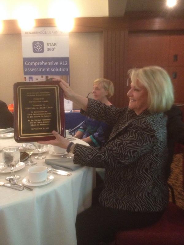 DrCascadden's tweet photo. Dr Barry the best commissioner of education ever in any state @nhsaa http://t.co/j8nLoVAfRP