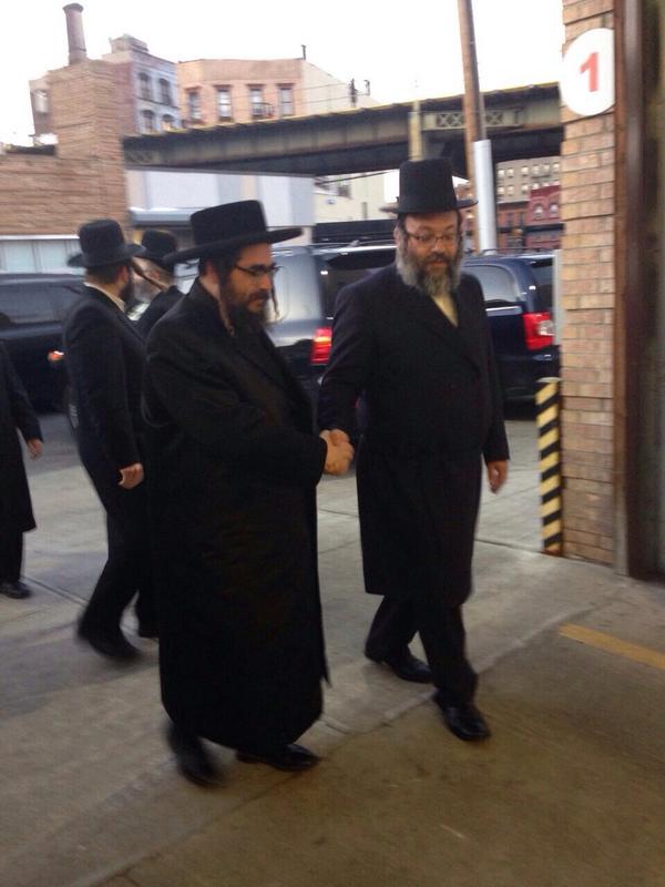 HQSatmar's tweet image. Satmar Chief Rabbi Menachem Mendel (son of Grand Rabbi Aron) touring @WHatzolah Headquarters in Williamsburg.