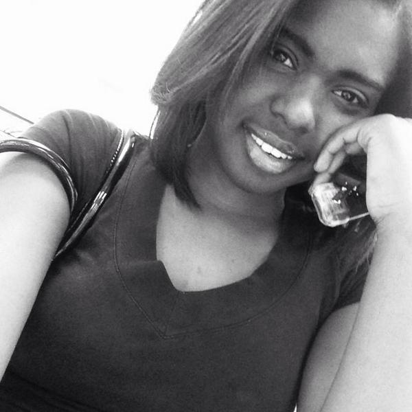 __Daylin's tweet image. But first let me take a selfie 📷✨ #FreshOffTheClock