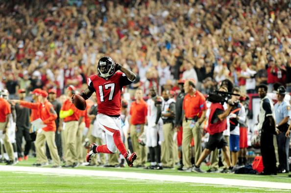 ESPNNFL's tweet photo. HALFTIME: Falcons 35, Bucs 0.

Devin Hester though... http://t.co/EwT9DmZsFz