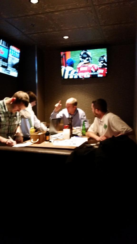 Quiz masters tallying answers for <a href="/TorontoIrishfc/">Toronto Irish FC</a> quiz night
