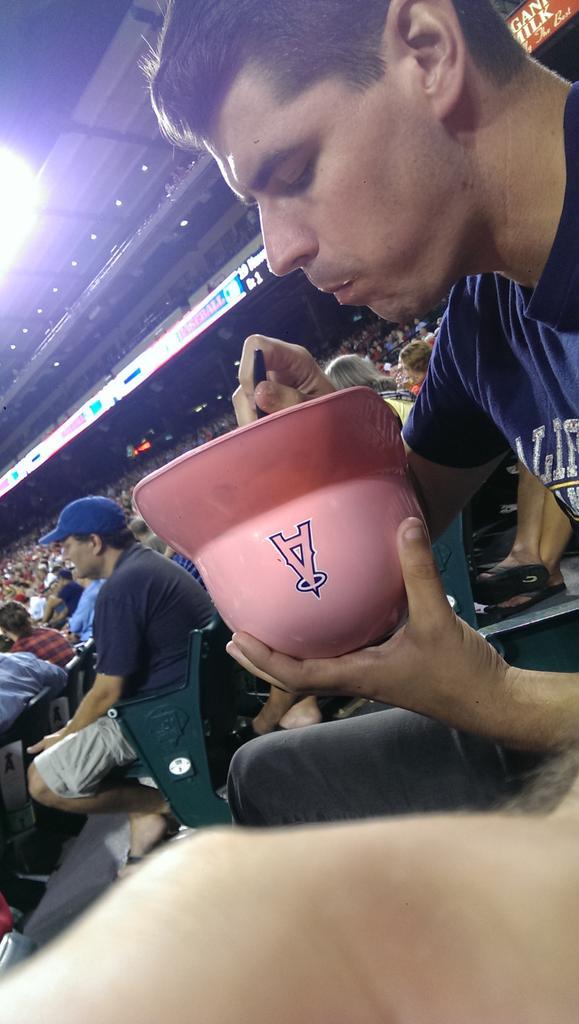 NotEvanBrennan's tweet photo. Partying hard at the Angels game tonight #GoBigOrGoHome @brennansports http://t.co/rSlEfjm3Fu