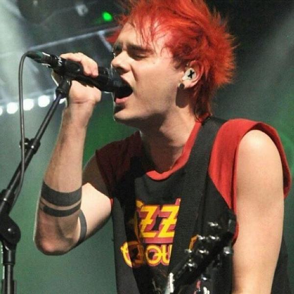 lwtcIean's tweet image. good night 💚 maybe tonight is the night my sunshine will follow me :) I love you superhero 💕