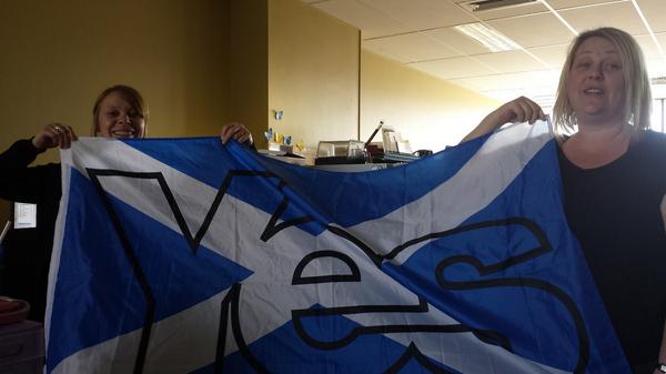 ReferendumLive's tweet photo. photo from Australia! | photo@referendum-live.com | #reflive #scotlanddecides #indyref #bbcindyref http://t.co/hCn9wYZNMB