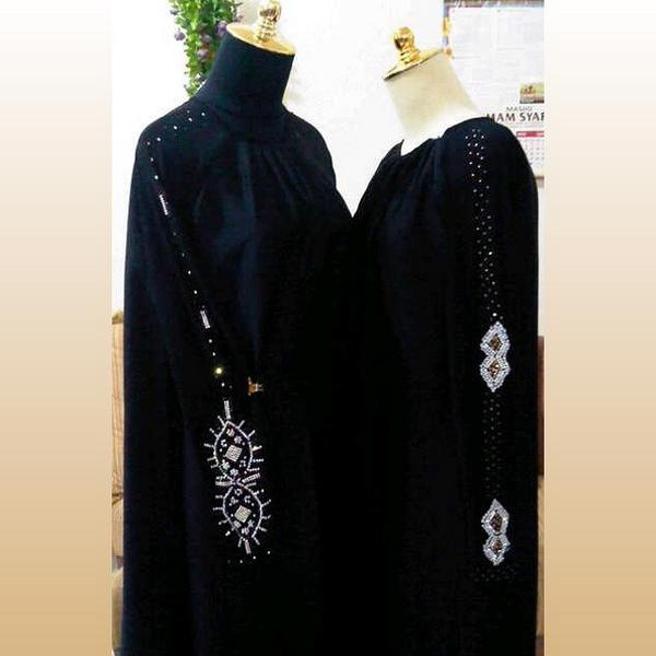 huriyahpartII's tweet photo. harga 280 rb,abaya saudi.bagian badan bahan : fursan 
&amp; bagian lengan:kaos. ready S-XL. order : 7B8BEEE3,089638642426 http://t.co/C3tGS5GZTz