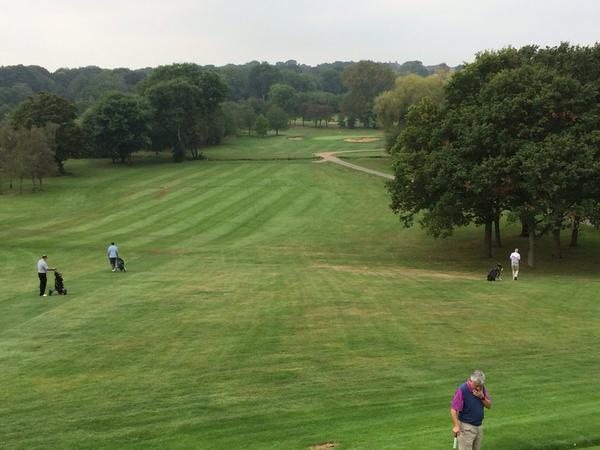 mcsquareltd's tweet photo. So @BNI_Vision meeting finished now for golf for charity #InSue'sName good shots @davidburrowesmp @nickdebois http://t.co/jzmBtStgzv