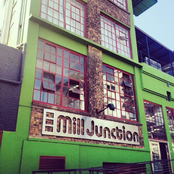 CityofJoburgZA's tweet photo. "@CitiqJunctions: Have you seen the spectacular #views of #Johannesburg from the #MillJunction rooftop yet? http://t.co/1DWCPGcMWA"