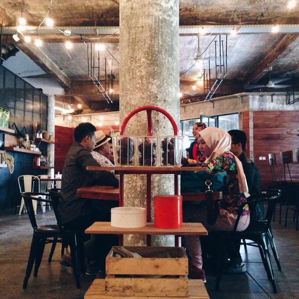 Tenant selection process for #Keuken5. we're doing our best to provide the best various choices of food&amp;beverages.