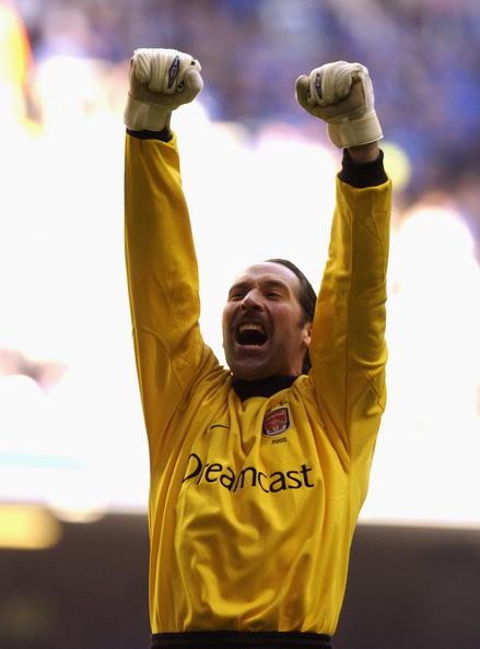 HAPPY BIRTHDAY! To legendary Arsenal goalkeeper David Seaman! 