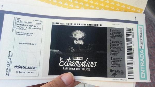 PCGpatri's tweet photo. Y en una semanita de conciertazo con mi #fashionsister @1494cristina http://t.co/d7R4xxz943