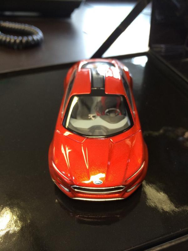 SprUnld's tweet photo. We've got 30, yes 30, of these stunning Ford Evos Concept models to giveaway. Simply RT this to enter http://t.co/Xyc8mpzEr7