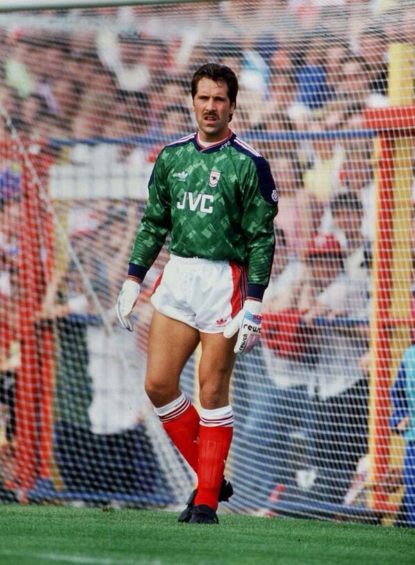 Happy 51st birthday to David Seaman 