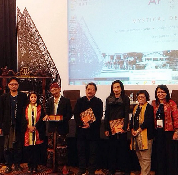 Gift certificates to the keynote speakers on #APSDAday5 by Anneke Andriana  &amp; <a href="/fsurjaseputra/">francis surjaseputra</a> #livefromapsda2014