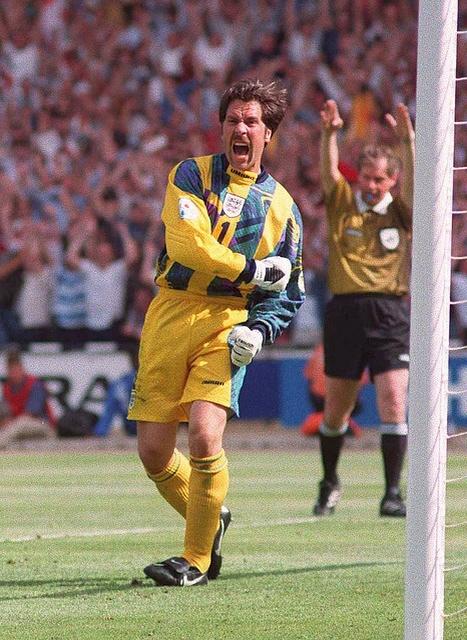   Happy Birthday The Legend David Seaman !!! 