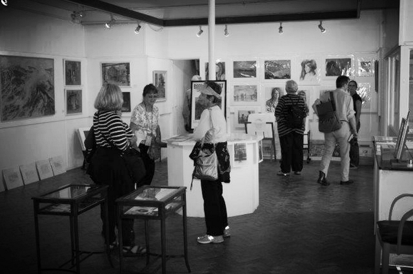 BorlaseSmart's tweet photo. Rolling back the years - big discounts available during our final week 'never to be seen again' @StIvesSociety http://t.co/V4j7YENmih