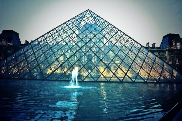 uratakashi1's tweet photo. Louvre
#louvre #paris #france #photograph #nikon #art #museum #fountation #sky #ルーブル美術館 #パリ #フランス #写真 #ニコン #芸術 #噴水 #空 http://t.co/g5DpUtIojS