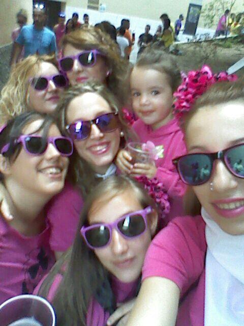beatrizmartin50's tweet photo. Resumen del 1 día de san mateo 2014 genial con @anuxygarciam @nere_a16 @agarrido106 @JessyBysk17 http://t.co/3aoN5HUkuL
