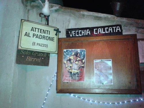 simone_nebbia's tweet photo. Ricordi di un'estate "in transito" a Calcata con @LeVieDelFool e le storie anarchiche http://t.co/ntBj6XsQu0 http://t.co/F9lhOH0vL7