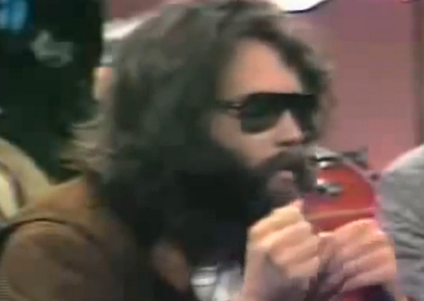 KonbiniFr's tweet photo. Jim Morrison a prédit l'avènement de la musique électronique http://t.co/X1JQqHHC6b http://t.co/maLxMt28ib