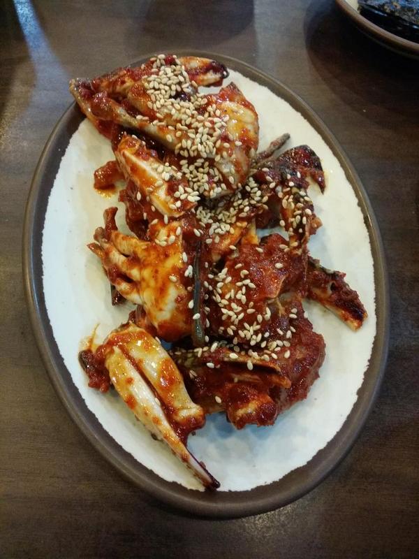 jongyoujen's tweet photo. "@hyun177: 오늘 마무리는 검단산아래 "숙이네 간장게장" ....밥도둑이예요 ㅎㅎㅎ http://t.co/nWvVBdStRH"내것도 좀 포장해와 알았지?