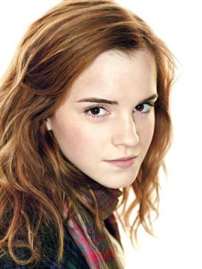 *Lumoss* Hayy min percy here -)/udah lama gak buka inii sampe berdebu hihi..btw Happy Birthday Hermione Granger :-D 
