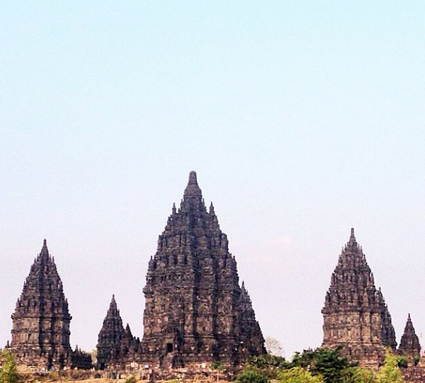 Prambanan Temple for Closing Ceremony of Mystical Journey #APSDA25 #APSDAIndonesia #Indonesia #RT from @RicaIshak