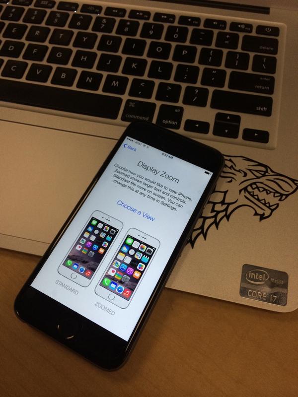 AbsoluteCOD's tweet image. Which view will you use, Standard or Zoomed?
#iPhone6 iOS 8