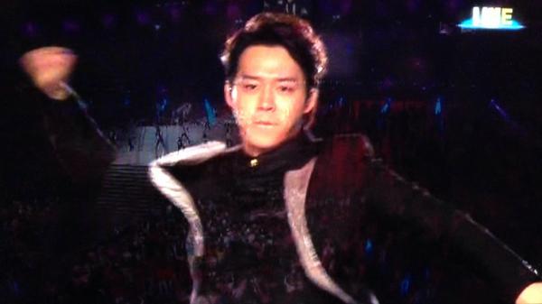 JaeChunSoulmate's tweet photo. #JYJ #2014IAG  Yuchun just poping out fr national TV XD RT @ai_LV6002: ひゃーんヽ(；▽；)ノ♡
ユチョンとJYJ❤️ http://t.co/dhCdUJneza