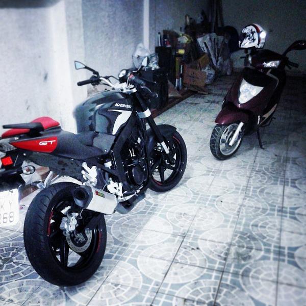 AngllCbraa's tweet photo. #cometgtr250 #cometgt250 #comet #cometgt650r #cometao #cometgtr #cometgt250r #kasinski #hyosung #nazablade #prima... http://t.co/WoAgOXv9my