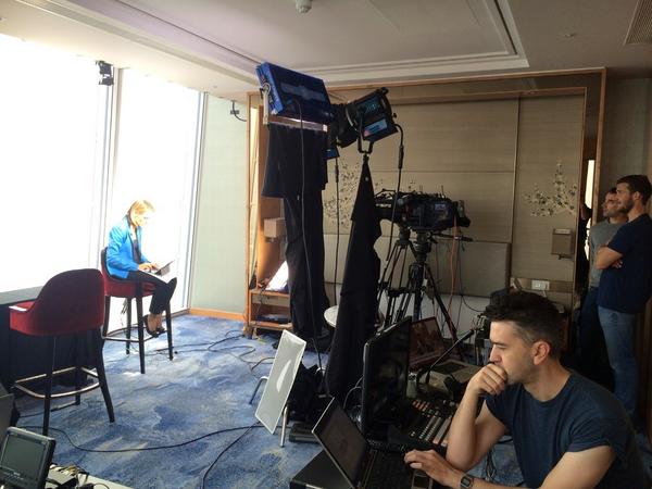 jafrater's tweet photo. Thanks to @ShangriLaShard for hosting @cnni's #CNNBusinessView this week http://t.co/6LvlssWiHv