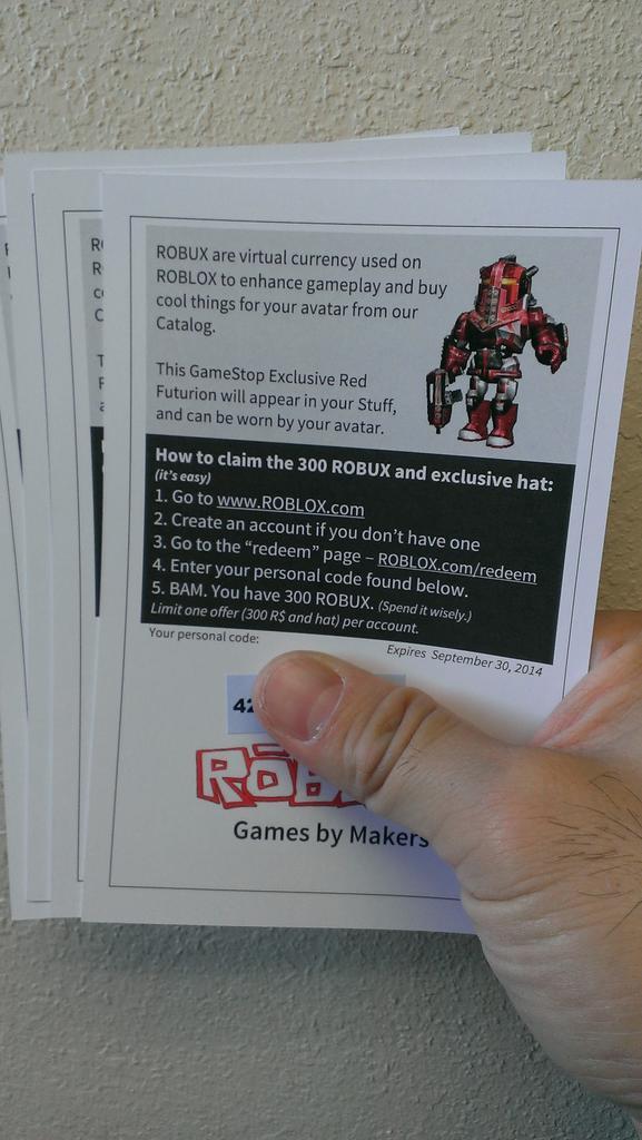 Phil Yeh On Twitter Roblox Ians Does Anybody Want One Of These Codes Retweet This And Follow Me So I Can Dm You If You Win Http T Co Wdpdqbywyw - 2014 gameplay roblox