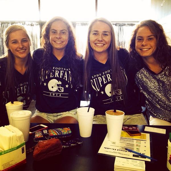 EP_Power's tweet image. EP Super Fans POWER UP before tonight's game against the Edina Hornets! #footballfriday #goep