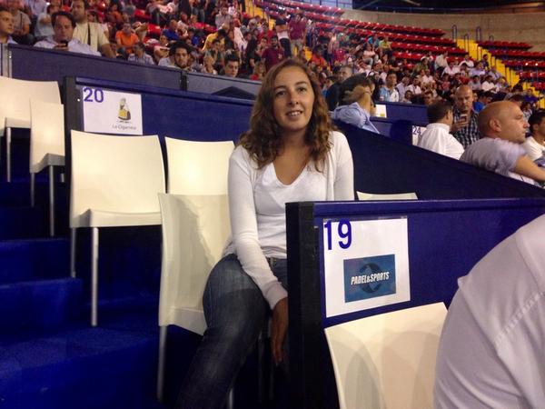 HisPadelFrance's tweet photo. En el palco de @padelandsports viendo #WPTSevilla !👏👏👏 Gracias a @GermanPadel10 como siempre encantador😘 http://t.co/jpDMFO0ehP