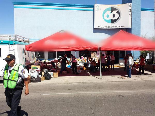 ExpresionesBC's tweet photo. #unidosomosmasfuertes  @Canal66TV es centro de acopio para ayuda a damnificados de B.C.S. por huracán #Odile http://t.co/9qS2K4GlTt