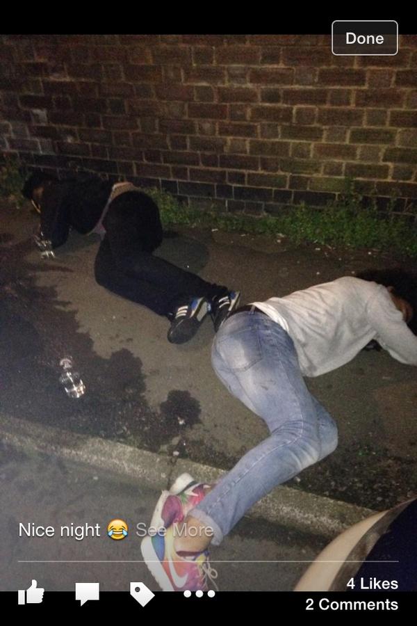 bradwizzlekid's tweet photo. @jamiemcalindon1 I think his abit drunk man Kettering town first team your having a laugh😂 http://t.co/dKtn2RcB10