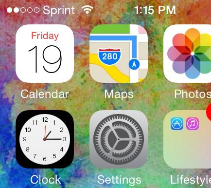 David_Walker5's tweet photo. Please tell me I'm not the only person who just realized the clock app is a real time working clock 😳⏰ #sneakyapple http://t.co/jKoOL27QjJ