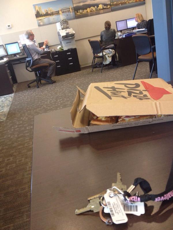 Courtenay008's tweet photo. They sent him pizza w/cheese filled crust&amp;he had to send back &amp; this is what it looked like when he delivered it http://t.co/3VDFNVbAdx