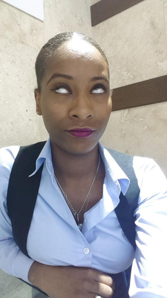 ashli_ora's tweet photo. When someone you don't like laughs at your joke #thatwasntforyou #bitchbye #AandBconvo #Cyourwayout http://t.co/0QI8fHzsNi