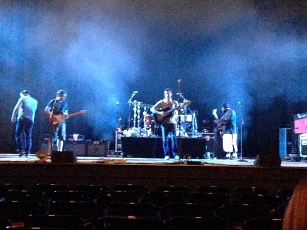 ctip27's tweet image. Phillip Phillips sound check