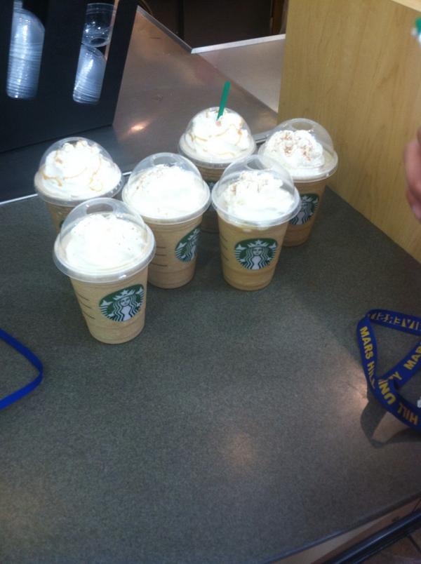 jerniganrachel's tweet image. As we jam out to One Direction #basicccc