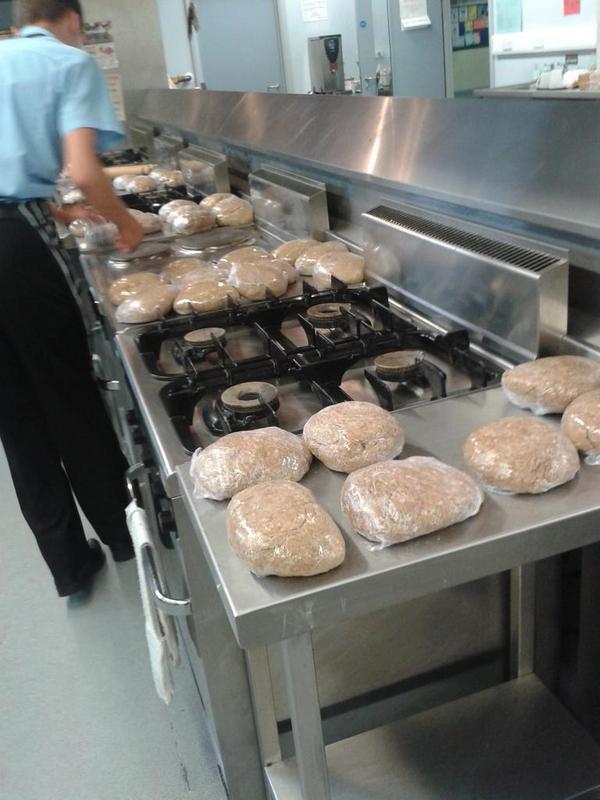 RandomzSF's tweet image. All ready for Saturday and sunday x