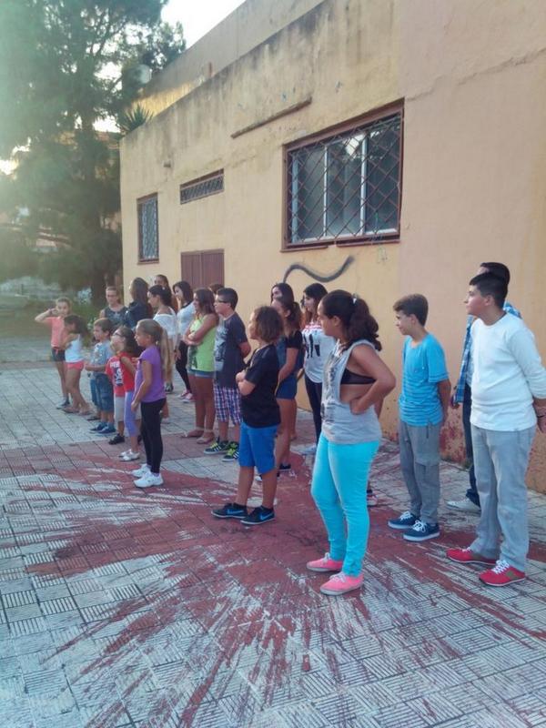 HGonar's tweet photo. La infantil @Raviscuditos , de Tacoronte que concursa en Santa Cruz, comienza los preparativos para el Carnaval 2015 http://t.co/mJktyc5rsf