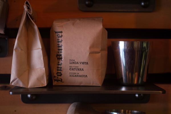 MachineCoffeeSF's tweet image. Enjoy our coffee? We also sell @fourbarrel! Pick up a bag for yourself.