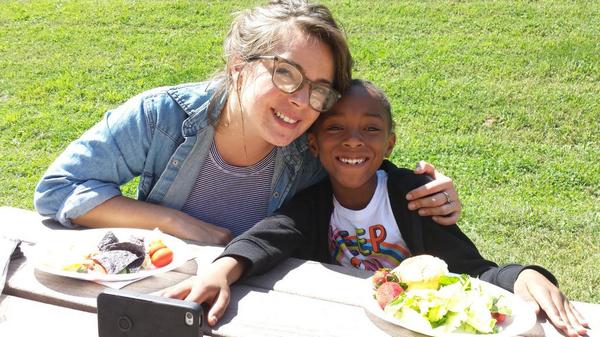 EEP2ndGradeAT's tweet photo. Aubany loves ms. Holder @EEP1STVANDYAT http://t.co/Sd4ErUCHzh